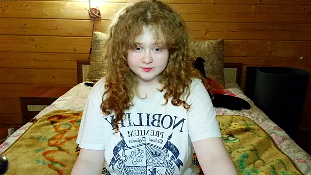 Snapshot of Sara_del_Sun chatting on June 11, 2:48 pm Sara del Sun online show from June 11, 2:48 pm