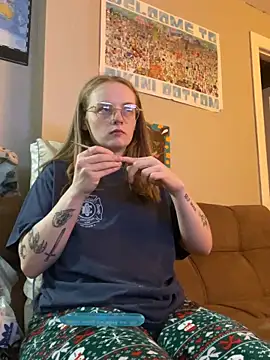 skyerose11 online show from June 6, 3:44 am