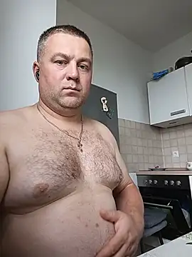 Anatolii 77 online show from July 4, 3:29 pm