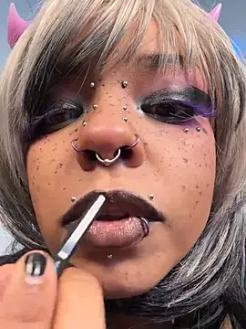 nerdyhotgoth online show from May 24, 4:45 pm