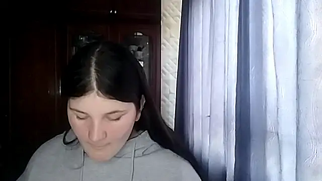 BeatriceMolands online show from May 15, 3:19 pm