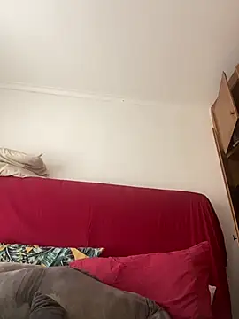 PrettySavannah online show from April 24, 10:39 am