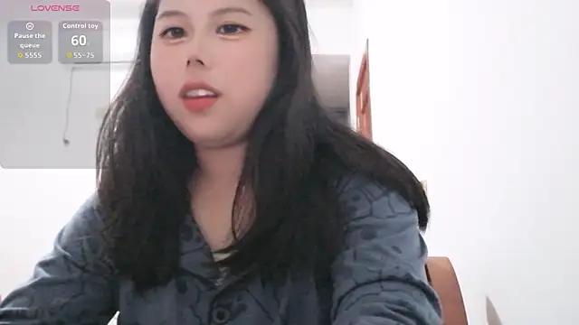 66-hannah-66 online show from April 23, 2:52 pm