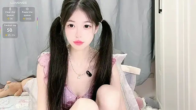 XiaoMei-iiiiii online show from May 10, 6:40 am