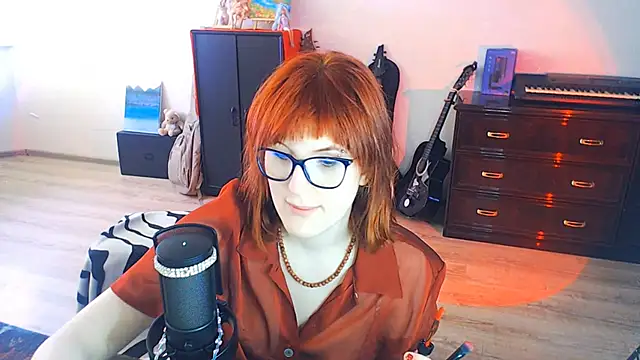 ConchitaMesser online show from April 28, 2:00 pm