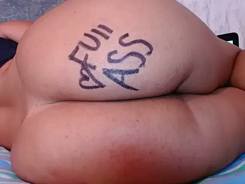 sexy-body22 online show from June 11, 7:23 pm