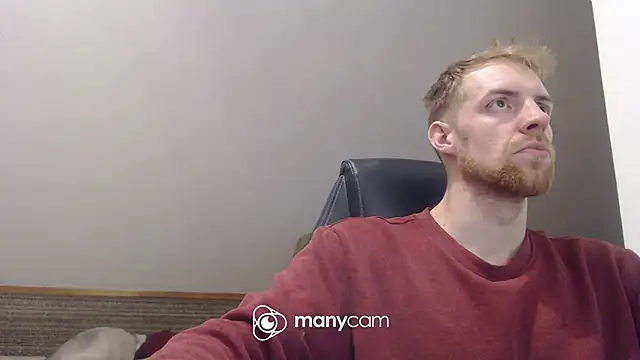 Snapshot of Milkyman7 chatting on October 31, 10:11 pm Milkyman7 online show from October 31, 10:11 pm