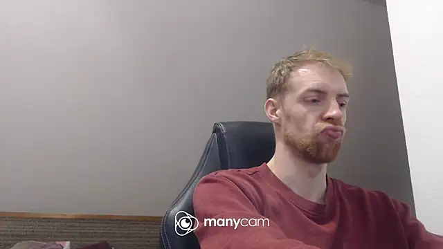 Snapshot of Milkyman7 chatting on November 9, 9:57 pm Milkyman7 online show from November 9, 9:57 pm