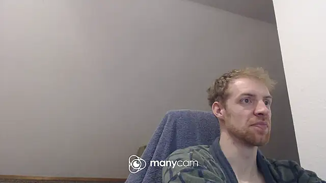 Snapshot of Milkyman7 chatting on November 29, 8:12 pm Milkyman7 online show from November 29, 8:12 pm