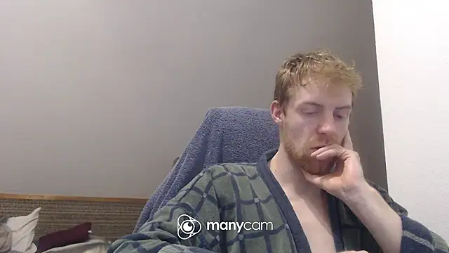 Snapshot of Milkyman7 chatting on December 19, 8:27 pm Milkyman7 online show from December 19, 8:27 pm