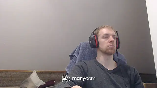 Snapshot of Milkyman7 chatting on February 7, 8:56 pm Milkyman7 online show from February 7, 8:56 pm