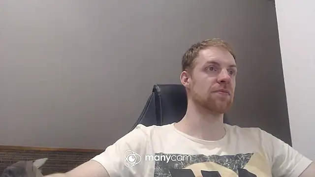 Snapshot of Milkyman7 chatting on February 17, 8:48 pm Milkyman7 online show from February 17, 8:48 pm