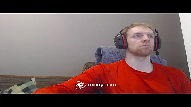 Snapshot of Milkyman7 chatting on March 5, 7:54 pm Milkyman7 online show from March 5, 7:54 pm