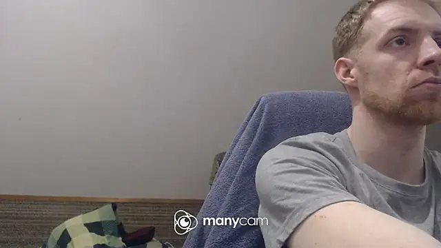 Snapshot of Milkyman7 chatting on April 4, 8:17 pm Milkyman7 online show from April 4, 8:17 pm