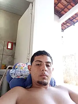 Snapshot of fserds18cm chatting on May 12, 7:22 pm fserds18cm online show from May 12, 7:22 pm