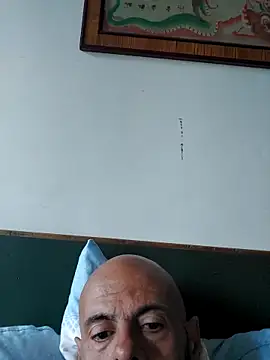 Snapshot of merenda2105 chatting on May 25, 2:56 pm merenda2105 online show from May 25, 2:56 pm