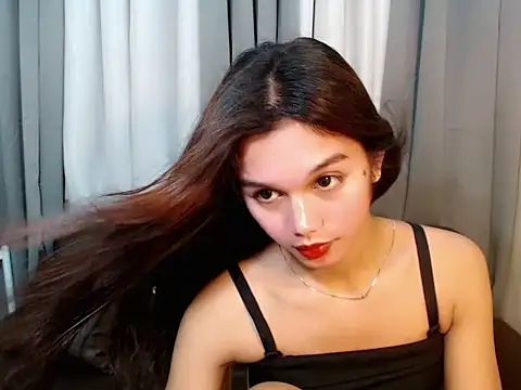 Snapshot of marie_castro chatting on May 24, 6:24 pm marie castro online show from May 24, 6:24 pm