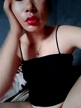 Snapshot of Tieuthu2 chatting on July 17, 1:23 am Tieuthu2 online show from July 17, 1:23 am