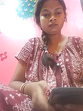 Snapshot of Simupaul001 chatting on May 2, 10:15 pm Simupaul001 online show from May 2, 10:15 pm