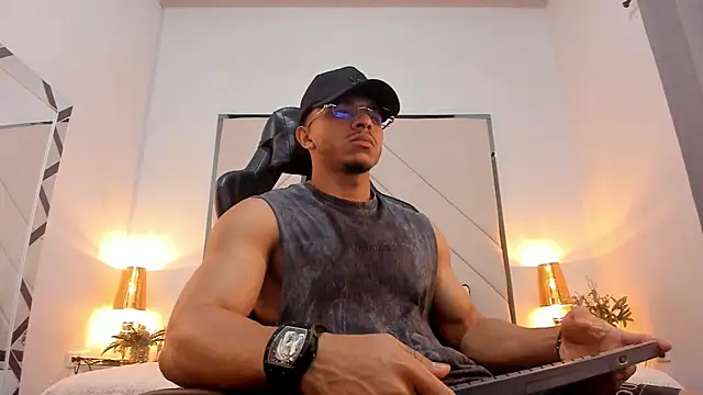 Snapshot of Jayden_VanceJS chatting on June 24, 5:28 am Jayden VanceJS online show from June 24, 5:28 am