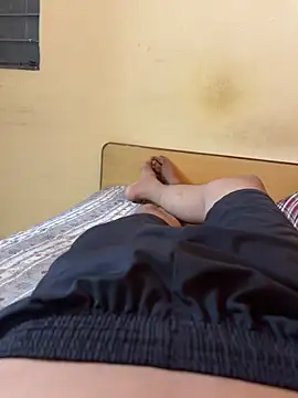 SkinnyGuy23 online show from May 23, 2:10 pm