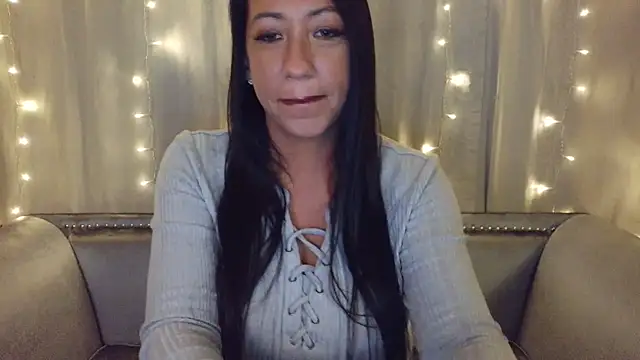 Snapshot of CheyDoll chatting on May 15, 1:45 am CheyDoll online show from May 15, 1:45 am