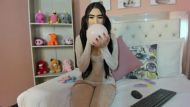 Amber Rosen online show from May 26, 2:57 pm