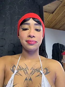 Snapshot of Zaabrina_20 chatting on June 30, 2:56 am Zaabrina 20 online show from June 30, 2:56 am