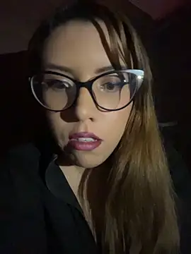 AliceMtz online show from May 13, 9:22 pm
