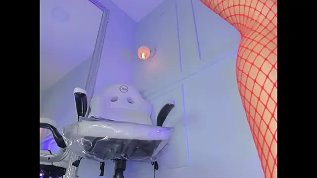 Snapshot of Bibiana_honey chatting on July 21, 10:28 am Bibiana honey online show from July 21, 10:28 am