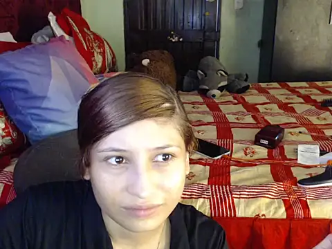 Snapshot of AnnieLorin chatting on April 29, 4:44 pm AnnieLorin online show from April 29, 4:44 pm