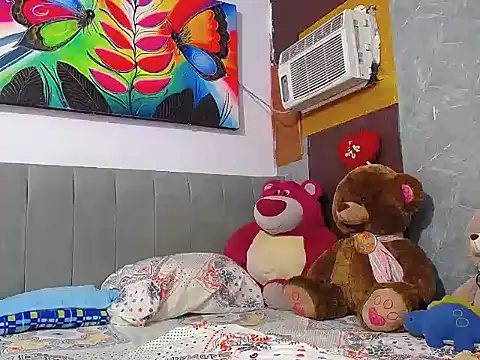 Brunett sexy1 online show from May 8, 7:57 am