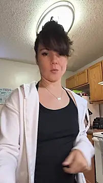BaileyMFox online show from June 8, 10:43 pm