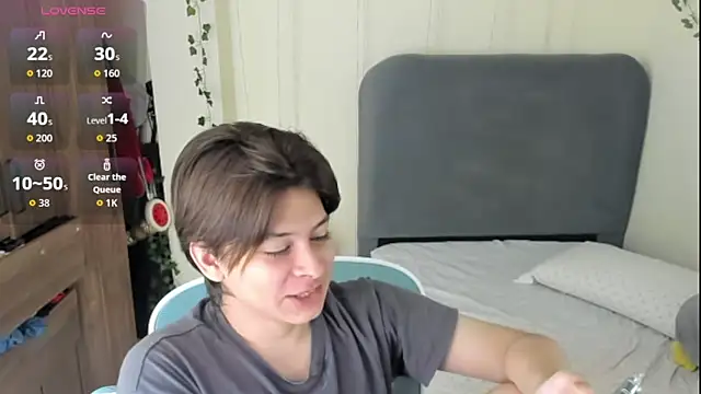 Felixzyn online show from May 2, 7:41 pm