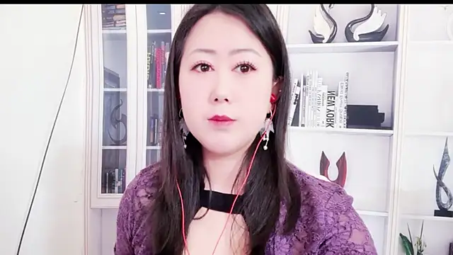 LXU9 online show from May 9, 2:50 am