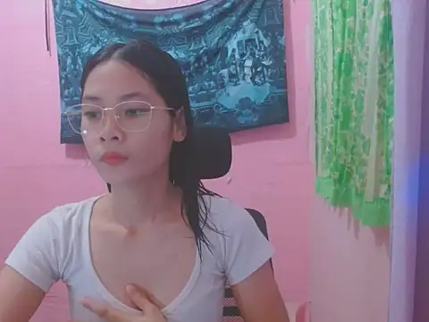 Sweetsexylady19 online show from June 25, 5:34 am