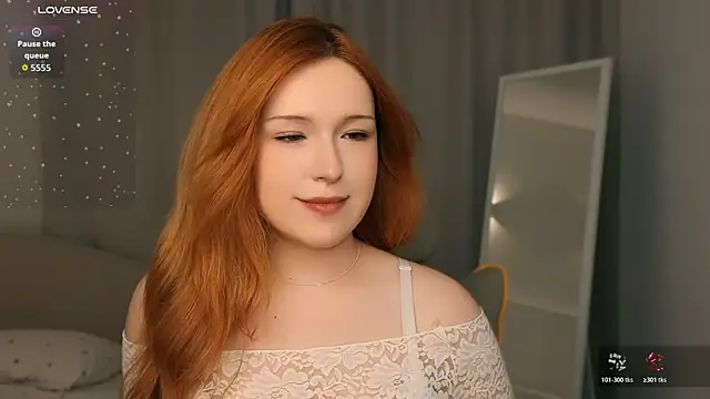 flaremoon online show from May 25, 1:50 pm