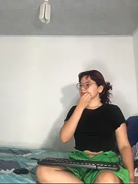 Evaa 02 online show from June 2, 11:56 am