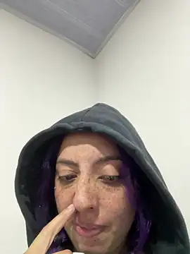 Snapshot of sadashi_moon_ofice chatting on July 20, 6:06 am sadashi moon ofice online show from July 20, 6:06 am