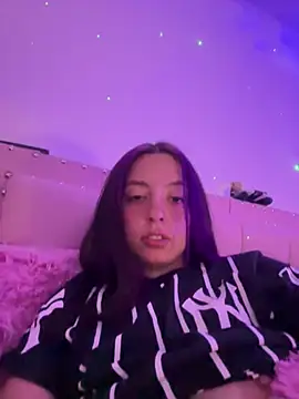 Snapshot of sadashi_moon_ofice chatting on July 28, 7:39 pm sadashi moon ofice online show from July 28, 7:39 pm