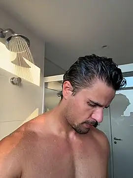 exemple 20 online show from April 26, 8:17 pm