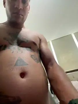 Snapshot of Hellmane chatting on April 23, 10:23 pm Hellmane online show from April 23, 10:23 pm
