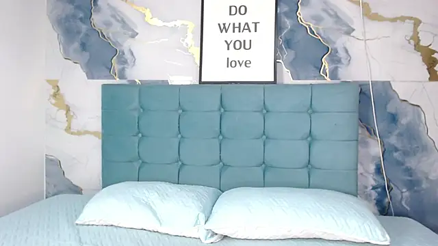 ailyn-45 online show from April 18, 11:05 pm