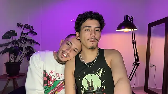 Noah and Steven online show from July 8, 3:49 pm