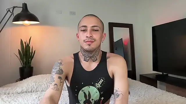 Noah and Steven online show from July 28, 4:39 pm