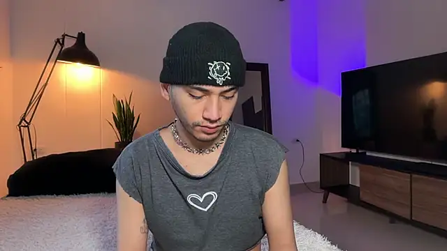 Noah and Steven online show from August 1, 11:31 am