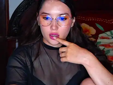 alara-estrella online show from May 24, 2:49 am
