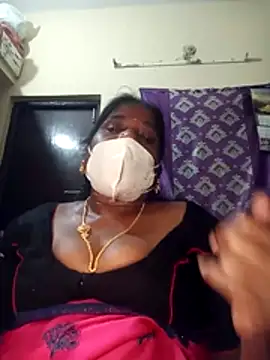 Snapshot of swetha10 chatting on July 9, 7:07 pm swetha10 online show from July 9, 7:07 pm