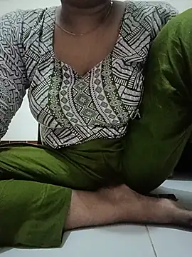 Misty-Meya online show from July 17, 1:40 pm