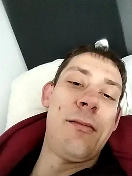 Jerzy280 online show from April 19, 12:04 pm